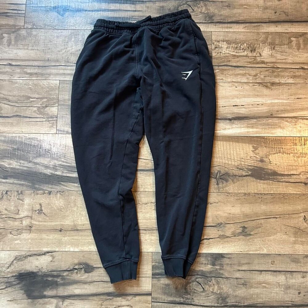 Gymshark Women's Black Joggers-tracksuits